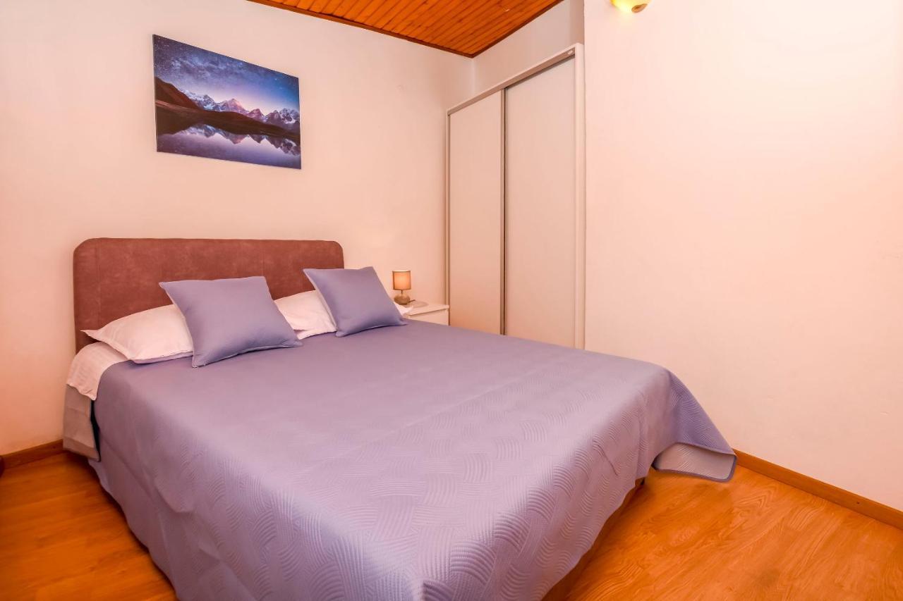 Apartment Mira Primošten Esterno foto