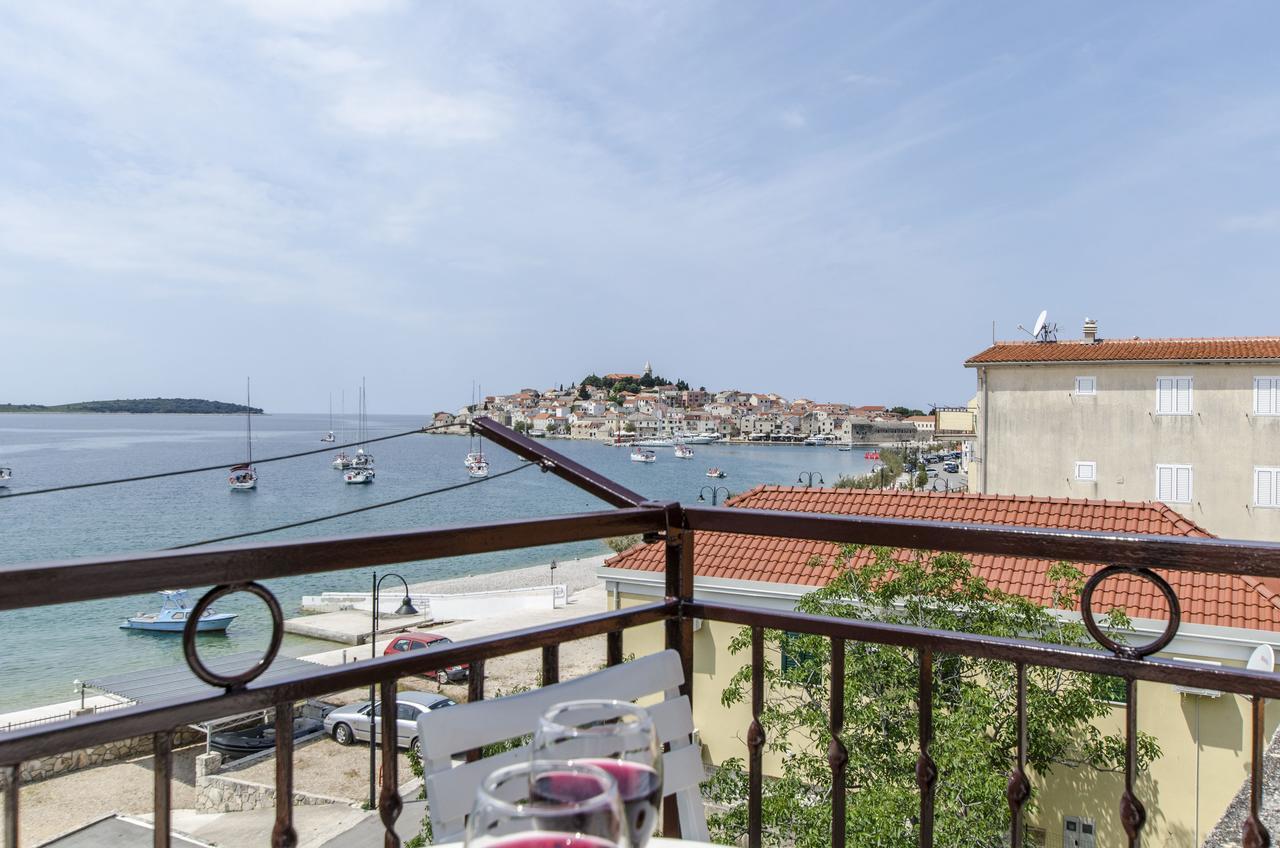 Apartment Mira Primošten Esterno foto